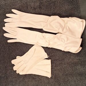Gloves 4 U
